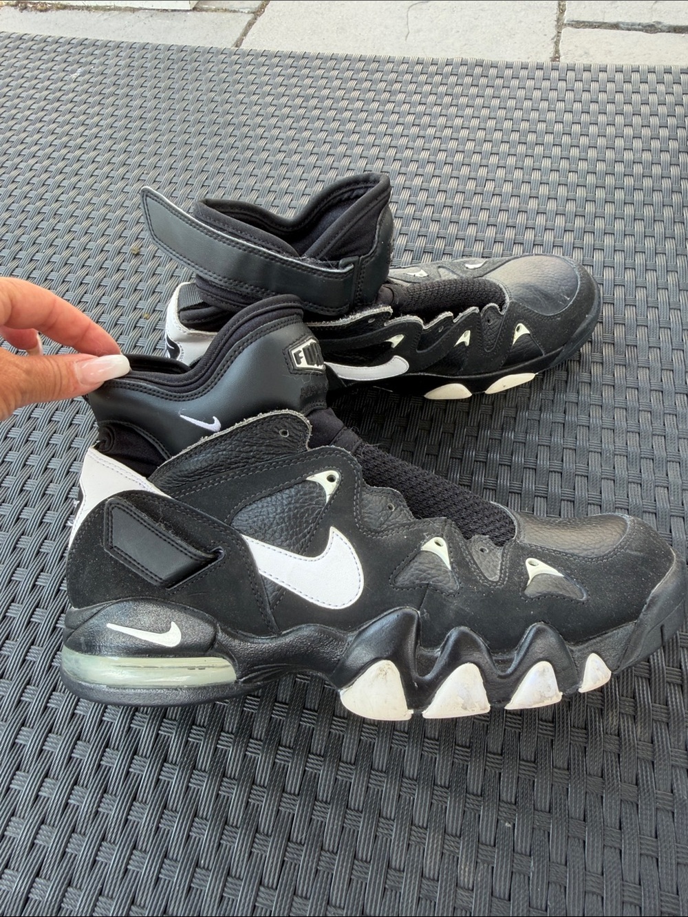 Nike Air Max 2 Strong 'Black White'